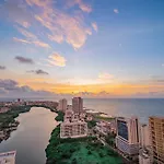 Hermoso Apartamento Frente Al Mar